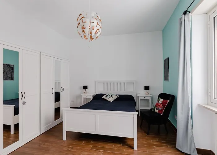 Scarfoglio Apartment, 4 Persone, 2 Camere, Balcone, Wi-fi, Stazione Tiburtina דירה