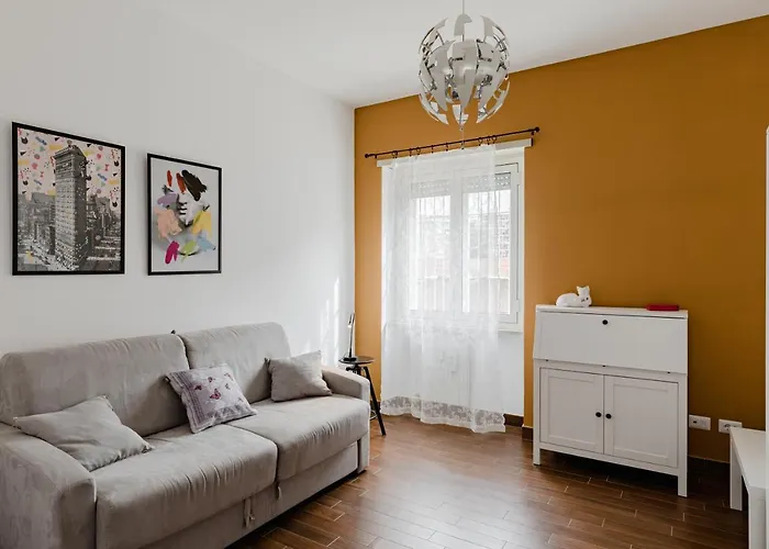 Apartment Scarfoglio Apartment, 4 Persone, 2 Camere, Balcone, Wi-fi, Stazione Tiburtina Rome