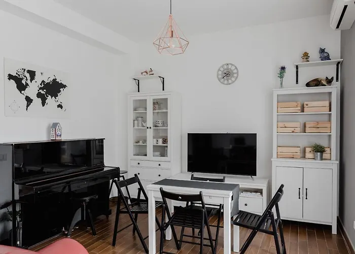 דירה Scarfoglio Apartment, 4 Persone, 2 Camere, Balcone, Wi-fi, Stazione Tiburtina *
